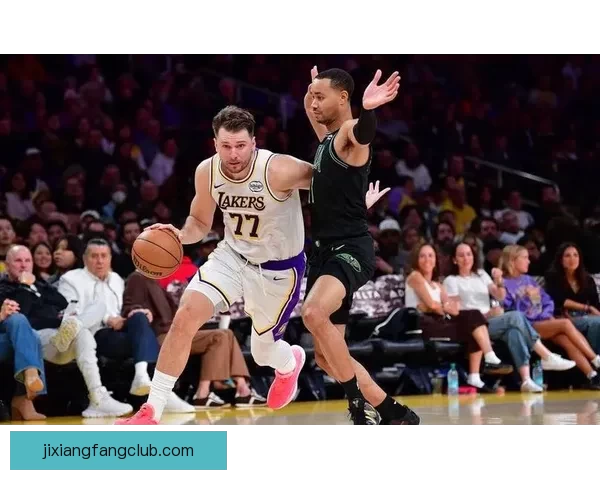 绿巨人领衔超级阵容马克西詹姆斯美队东契奇雷神斯图尔特争锋